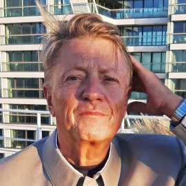 ANDREW VAN W.